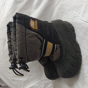 Sorel boots removable liners black grey boys girls winter snow Toddler 8